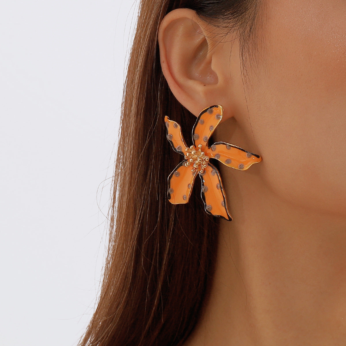 Flower Wave Point Earrings