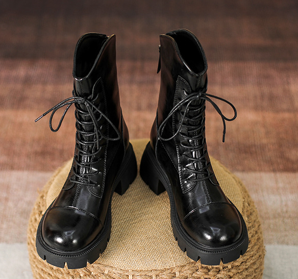 Trendy Moves Lace-Up Combat Boots