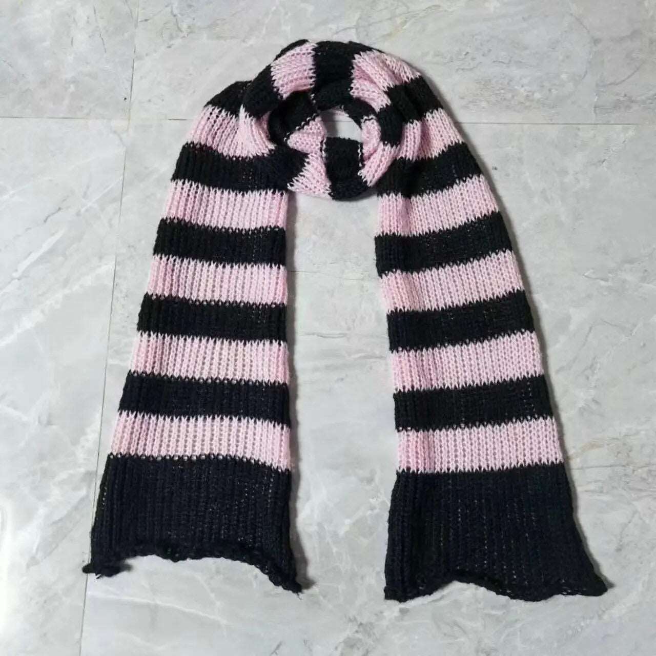 Emo-Streifenschal