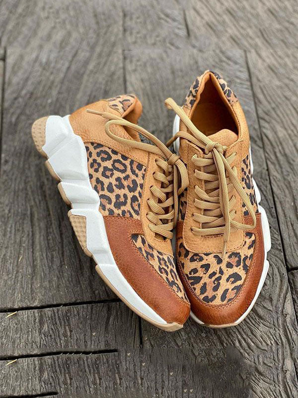 Sneaker mit Leopardenmuster