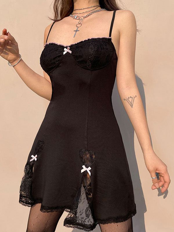 Minikleid mit Spitzeneinsätzen