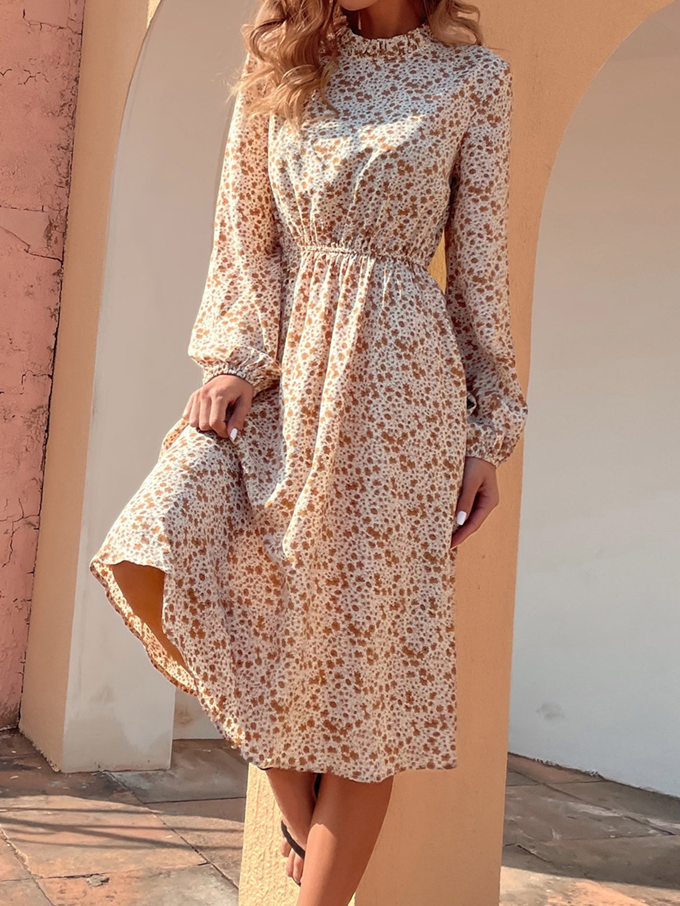 Disty Floral Mock Neck Elastic Wasit Dress Sai Feel