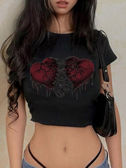 Kurzes Top mit Punk-Herz-Print