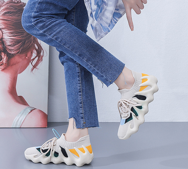Lace-up Knit Breathable Sneakers