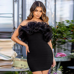 Trägerloses, ärmelloses Mini-Bandage-Kleid mit Rüschen