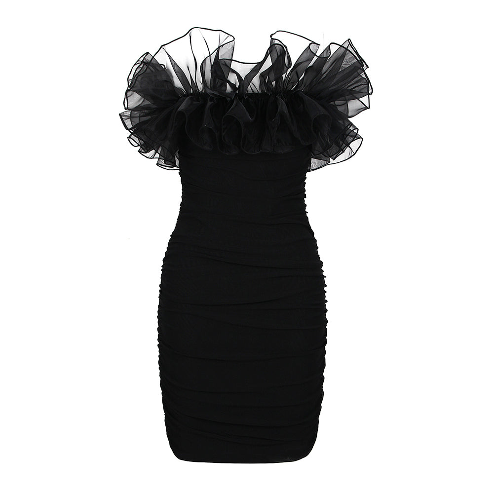 Trägerloses, ärmelloses Mini-Bandage-Kleid mit Rüschen