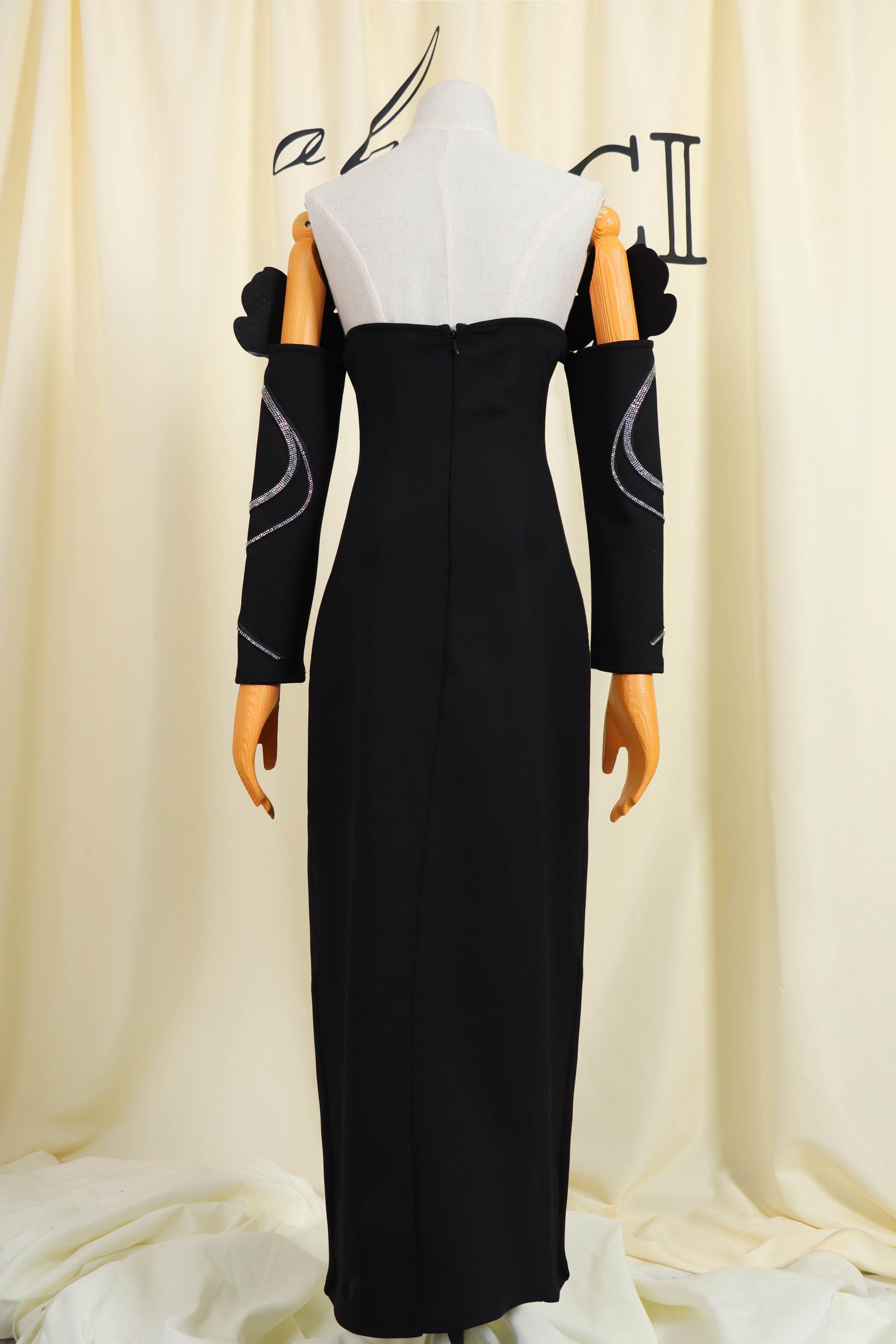Schwarzes schulterfreies Maxi-Bandage-Kleid 