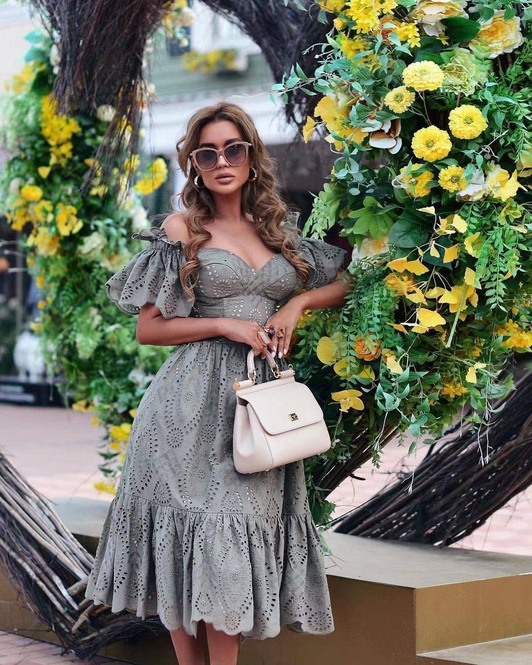 Srping Fashion Off Shoulder Off Shoulder Spitzenkleid Damenkleid Hip Wrap Rüschenkleid Herbst Partykleid