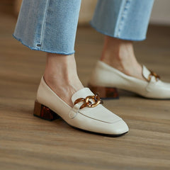 Eldora Low Heel Loafers with Chain Decoration