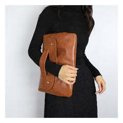 Stella Crossbody Envelope Zip Clutch - Tan