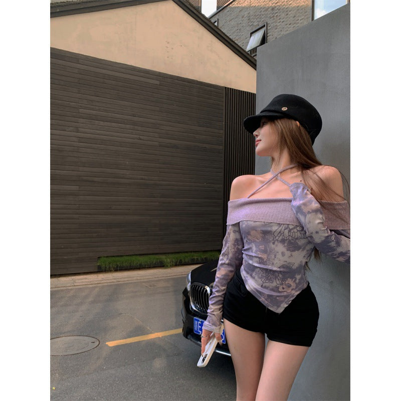 Crop Top mit V-Ausschnitt und Strass und Schmetterlingen