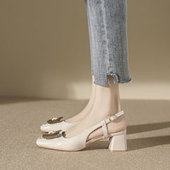 Delilah Slingback-Pumps mit Kette