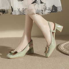 Delilah Slingback-Pumps mit Kette