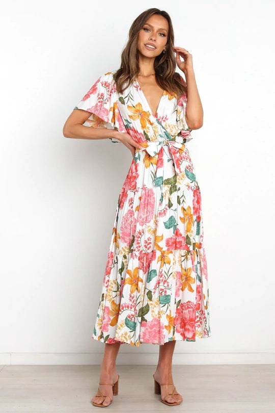 Taylen Maxikleid aus Satin mit Blumen- und Cut-Outs 