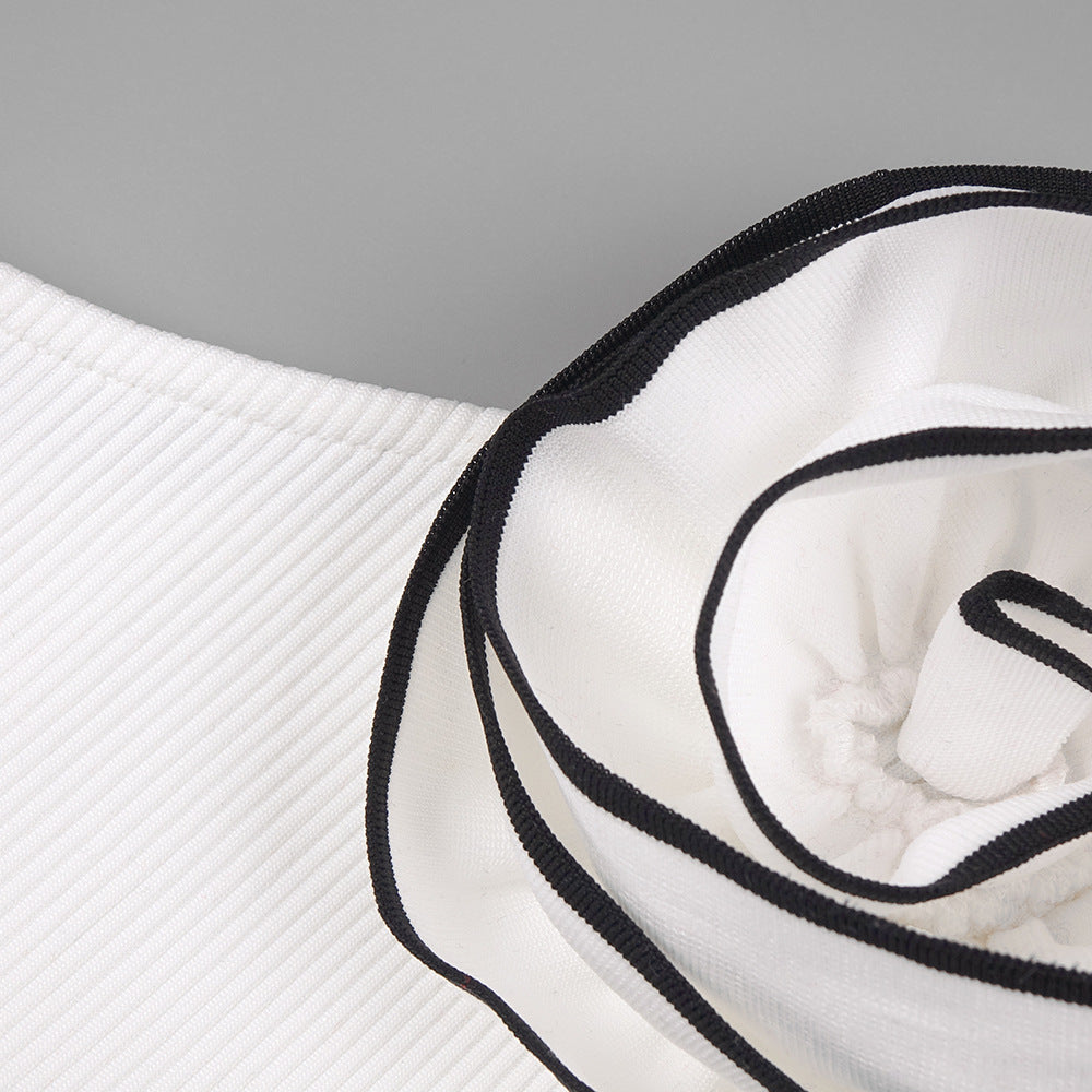 Geblümtes Maxikleid mit Neckholder - Weiß