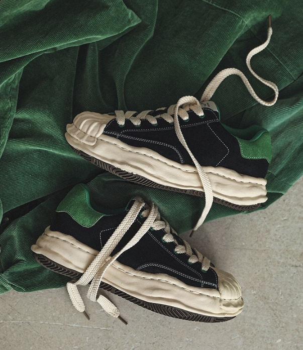 Robuste Herren-Sneaker mit Zehenschutzkappe
