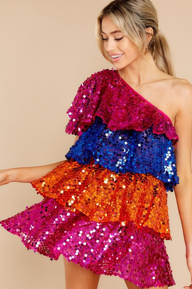 Minikleid mit glitzernden Pailletten und One-Shoulder-Träger