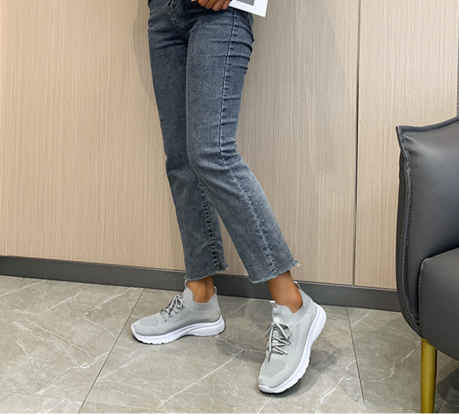 Knit Air Cushion Sneakers