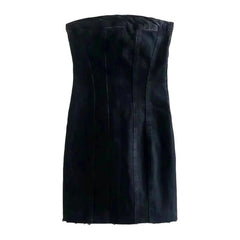 Trägerloses Jeanskleid mit ungesäumtem Saum