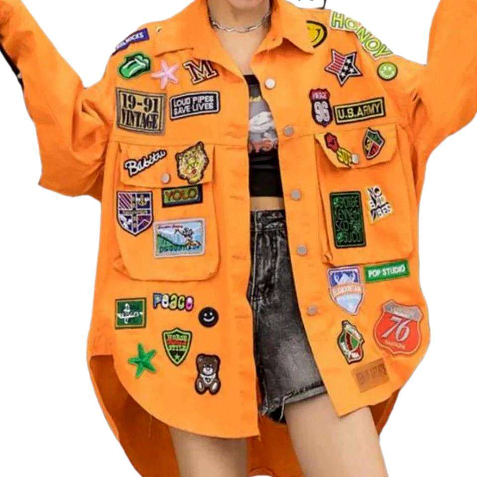 Jeansjacke mit Allover-Patches