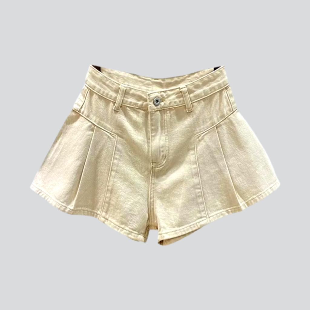 Pleated legs color denim shorts