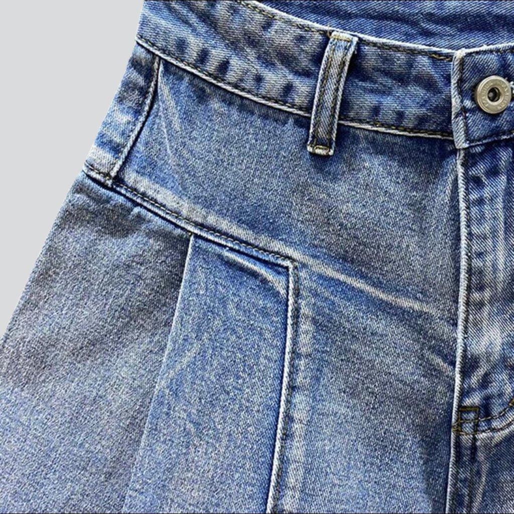 Pleated legs color denim shorts