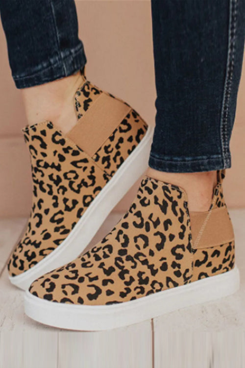 Stiefelette mit Keilabsatz