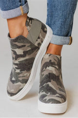 Stiefelette mit Keilabsatz