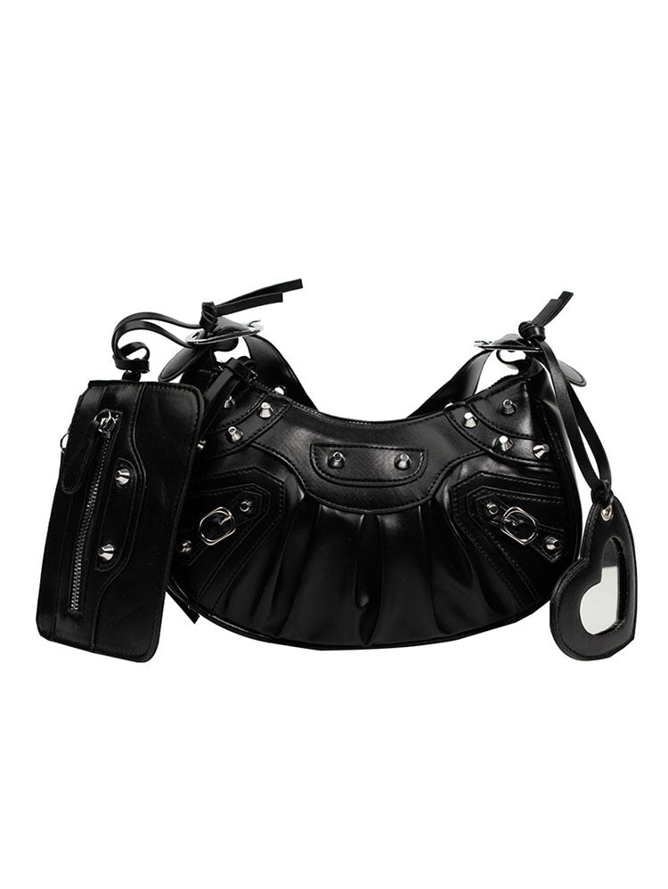 Schultertasche mit Nieten