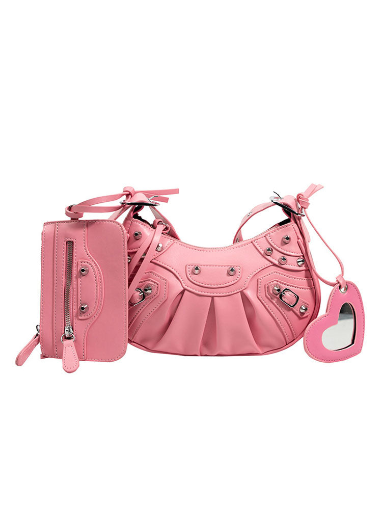 Schultertasche mit Nieten
