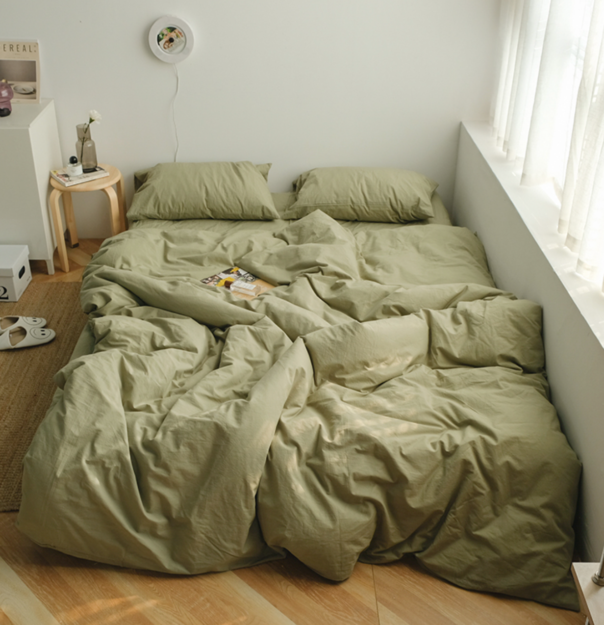 Earth Tone Bedding Set - Gray