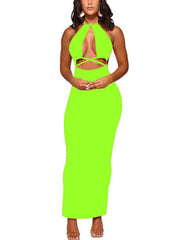 Zweiteilige Outfits mit Neckholder-Top und Maxikleid