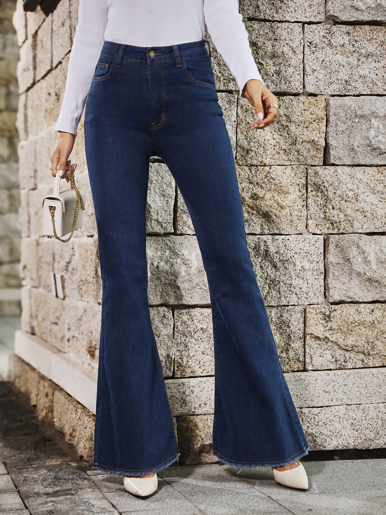 Stretch High-rise Raw Hem Flare Jeans Sai Feel