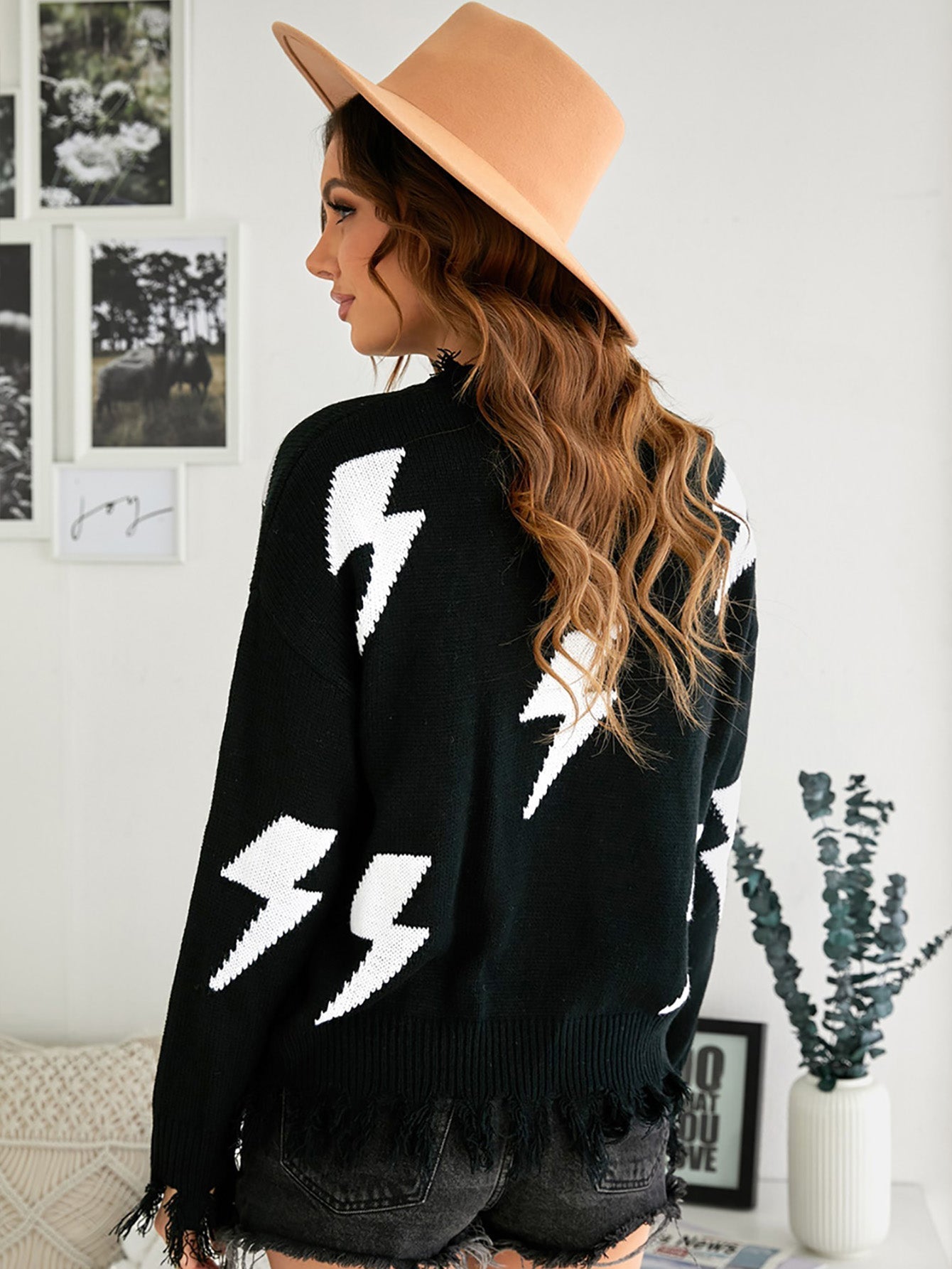 Women's Fashion Ripped Sweaters Crewneck Long Sleeve Loose Fit Printed Casual Knit Pullover Tops Sai Feel
