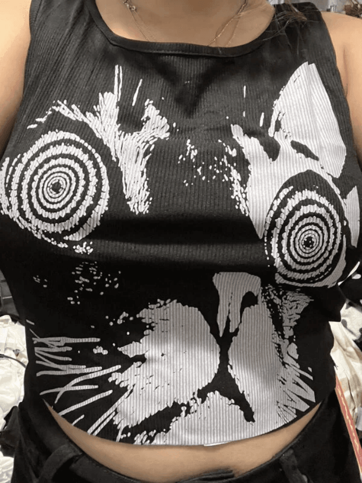 Schwarzes, geripptes, kurzes Tanktop mit abstraktem Print