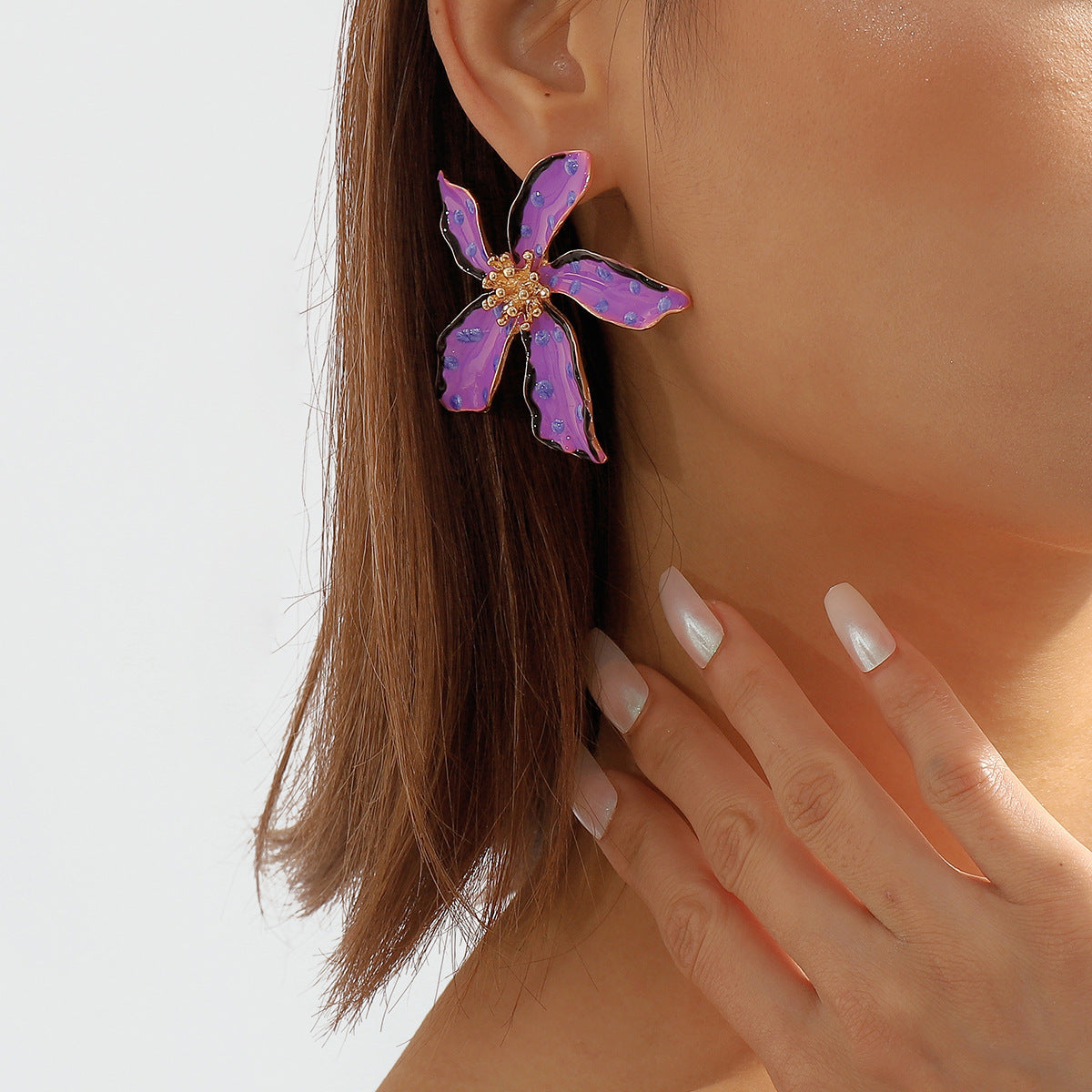 Flower Wave Point Earrings