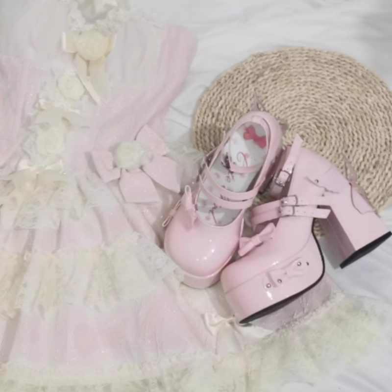 latform Heels