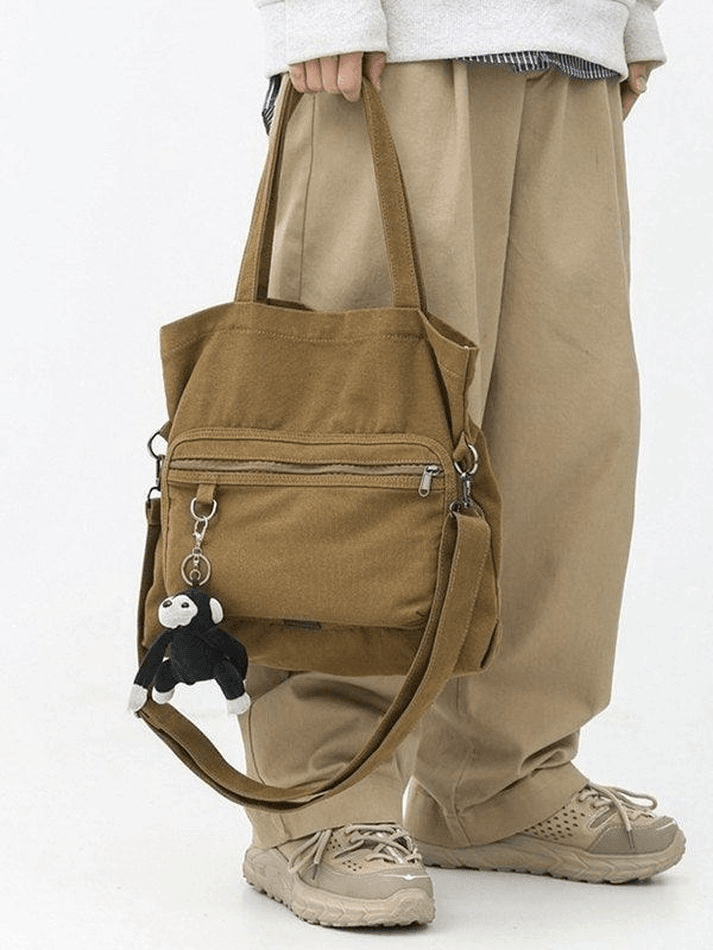 Vintage-Umhängetasche mit Cartoon-Anhänger