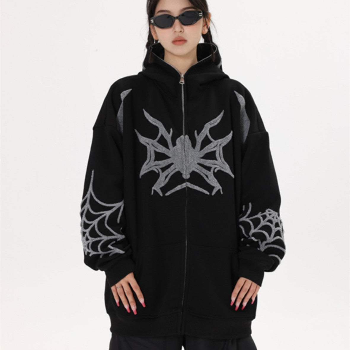 Kapuzenpullover mit Reißverschluss und Punk-Spinnen-Stickerei