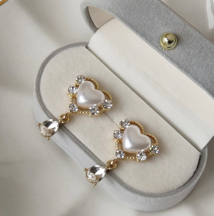 Romantic Pearl Heart Teardrop Earrings