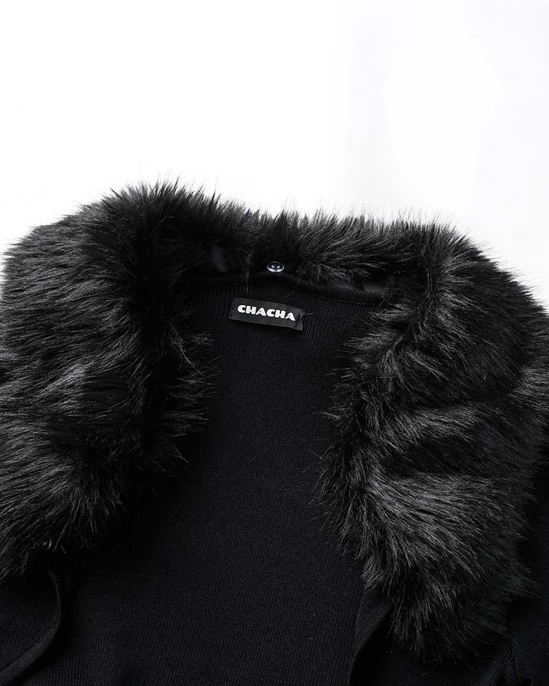 Zaratian Fuzz Cropped Cardigan