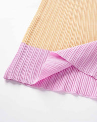 Colors of Summer – Schulterfreies, geripptes Kleid
