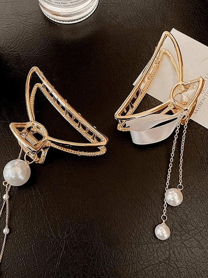 Metal Tassel Pearl Decor Hair Claw