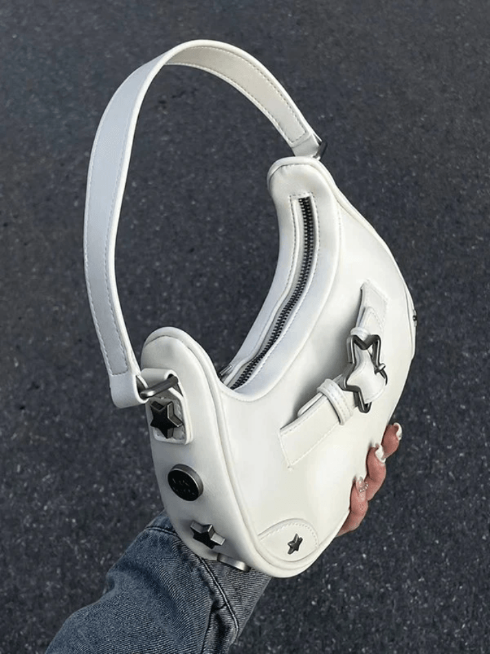 Schultertasche aus PU mit Sternverzierung