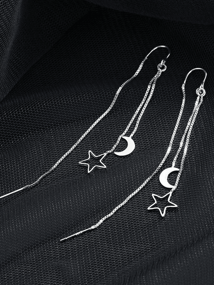 Quastenohrring mit Stern und Mond Dekor