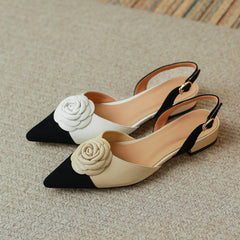 Deja – Handgemachte Slingback-Schuhe mit Blumenmuster und Cap Toe