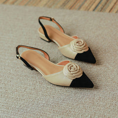 Deja – Handgemachte Slingback-Schuhe mit Blumenmuster und Cap Toe