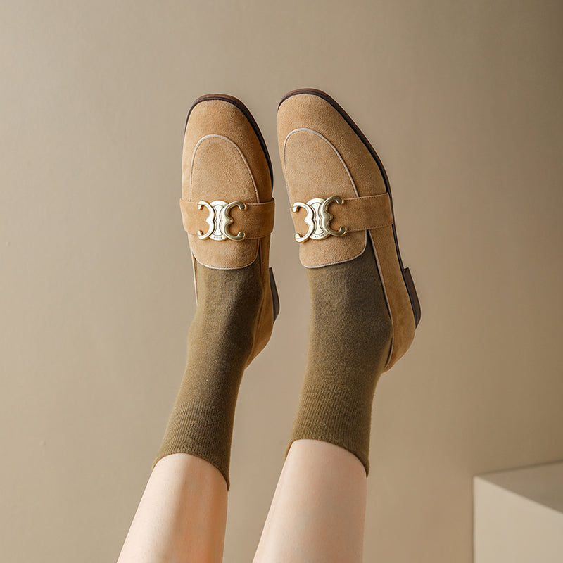 Cataleya Damen-Loafer aus Wildleder mit Kette